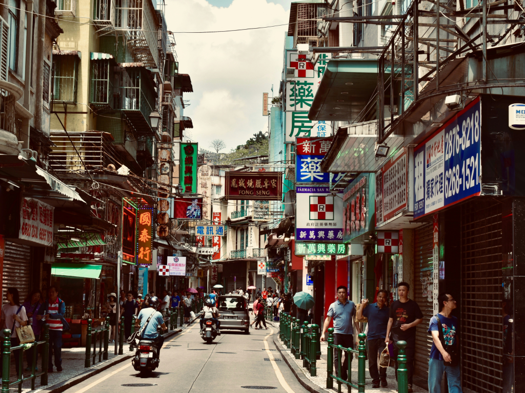 Macao’s Trade Transformation and New Peaks in Service Exports