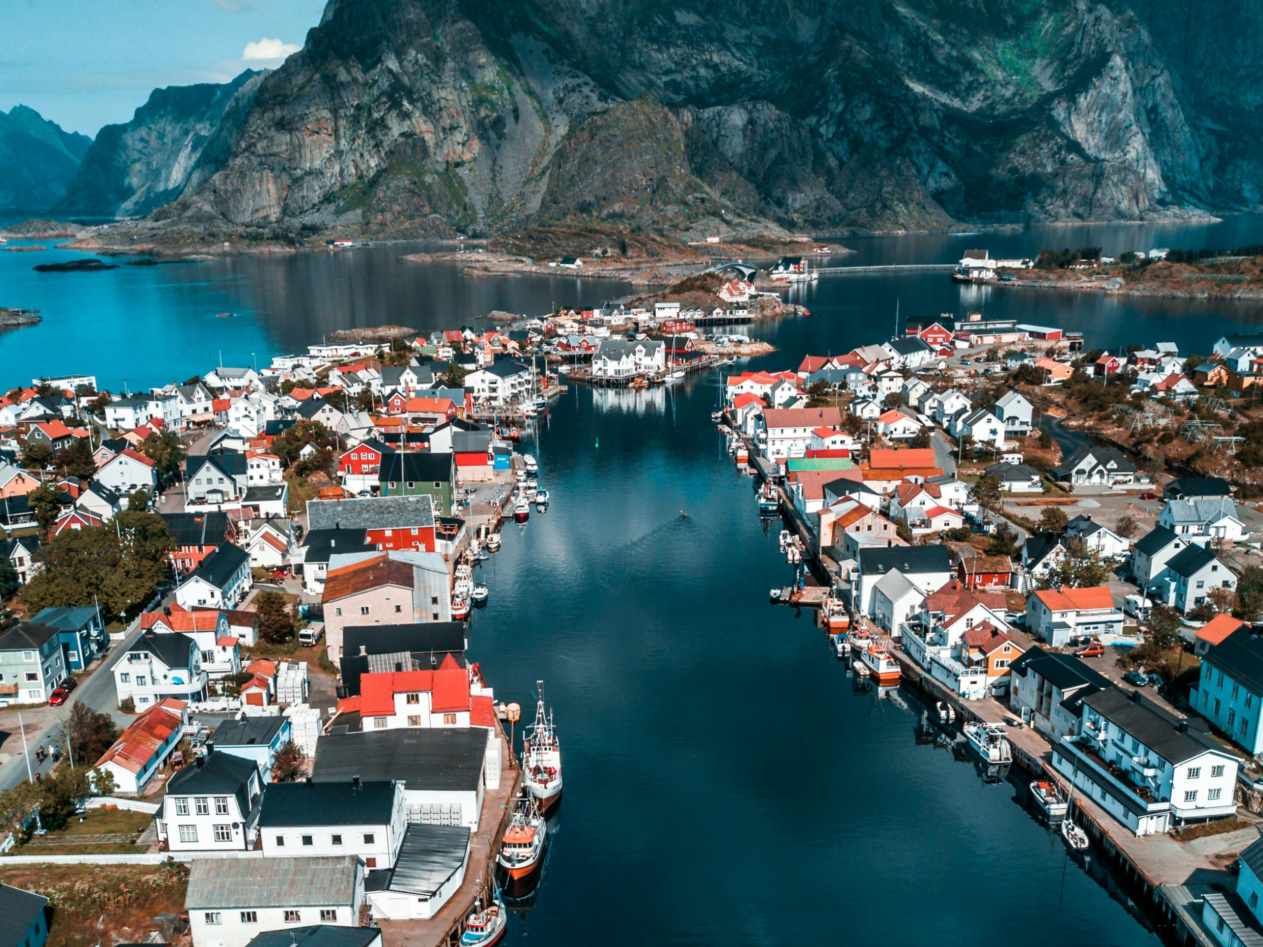 Franchising in Norway: Niche Growth in a High-Income Market
