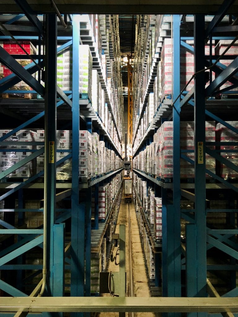 Why Supply Chain Visibility is Now a Customer Expectation